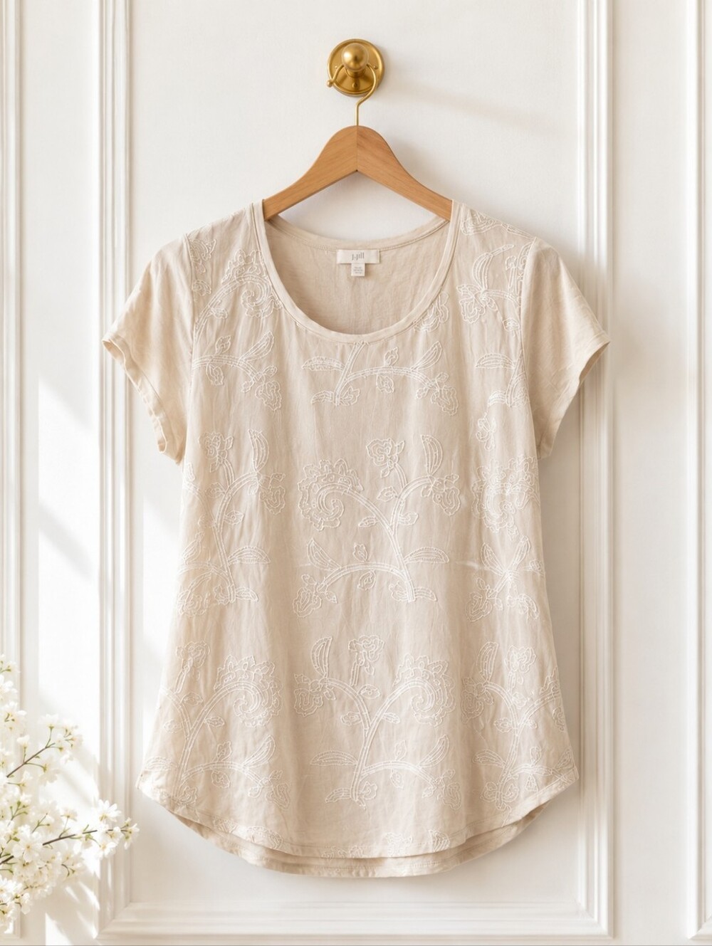 Chico's Embellished Embroidered Neutral Lined Beige Top Size 0 (US Small) - Picture 6 of 9